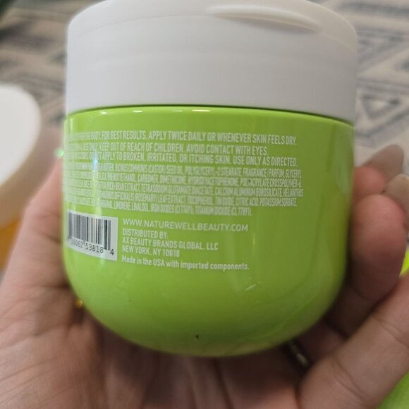 NatureWell Body Cream Set & Boie USA Flat Body Scrubber 3 creams and 2 scrubbers - Picture 12 of 12